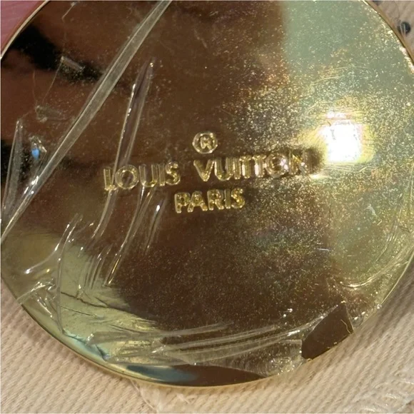 Louis Vuitton Crystal Embellished Gold Keychain - Picture 3 of 3